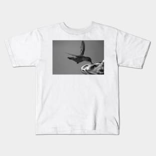 Hummingbird at Feeder Black and White 3 or 3 Kids T-Shirt